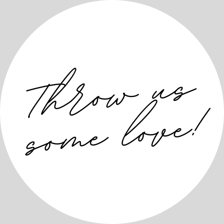 Round wedding confetti bag stickers with ‘Toss for the Newlyweds’ text – minimalist wedding favor labels for confetti packets