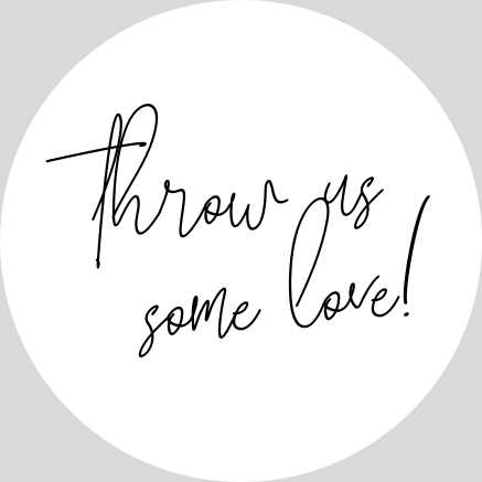 Round wedding confetti bag stickers with ‘Toss for the Newlyweds’ text – minimalist wedding favor labels for confetti packets