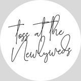 Round wedding confetti bag stickers with ‘Toss for the Newlyweds’ text – minimalist wedding favor labels for confetti packets