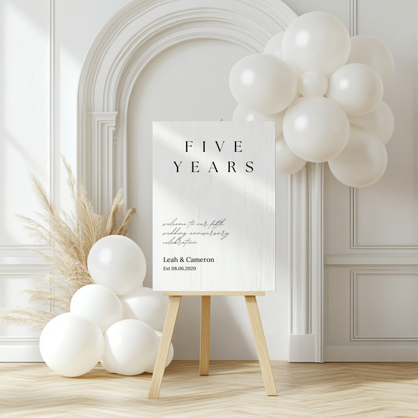 five Years wooden Anniversary Sign - Customizable Anniversary Welcome Board – A personalized anniversary sign with editable text, showcasing a modern and stylish layout.