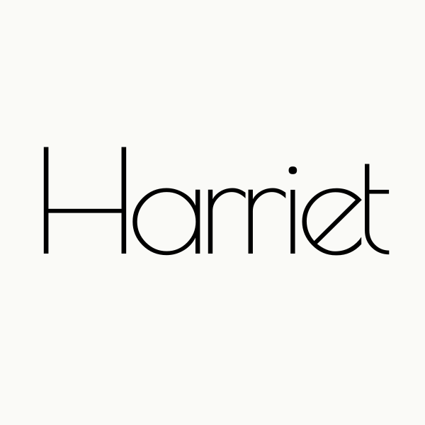 Luxury Handwritten Place Cards for Wedding - Standing Place Cards - white minimalist name cards for wedding tables