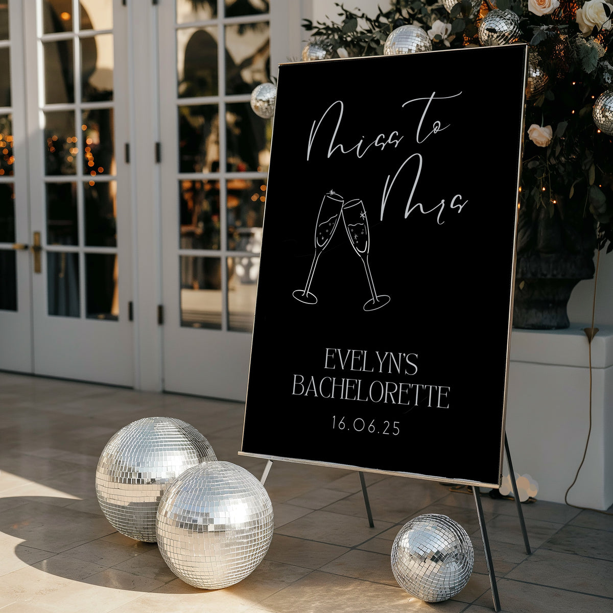 Dainty Black "Miss to Mrs" Hen Party Welcome Sign