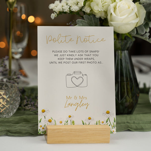 Daisy floral polite notice wedding sign - Polite notice card for wedding display - luxury wedding signage