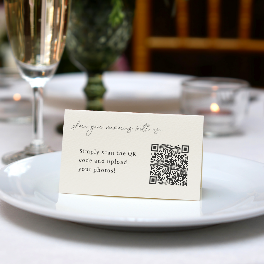 Personalised Wedding Place Cards – Elegant, custom wedding place cards with guest names, featuring a discreet QR code on the reverse for photo sharing.