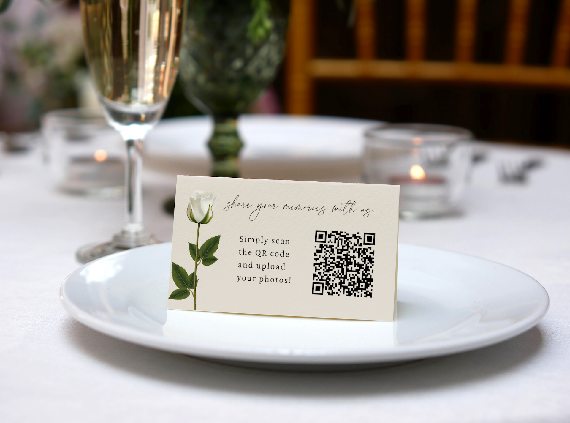 White Roses Floral QR Code Place Cards | Little Perfections
